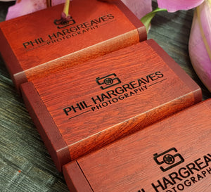 Redwood Mahogany Wooden Pebble USB Flash Drive Storage Pen + Flip-Box Photography Gift