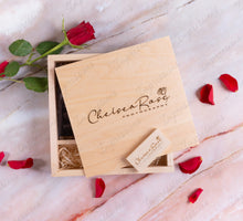 Load image into Gallery viewer, Maple Wood 6x4 Photography Wedding Photo Presentation Box