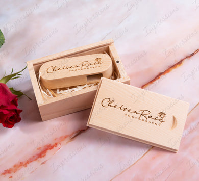 Natural Wood Oval Swivel USB Flash Drive + Gift Box