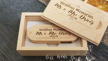 Load image into Gallery viewer, Natural Wood Oval Swivel USB Flash Drive + Gift Box
