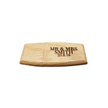 Load image into Gallery viewer, Natural Oak Effect Solid Wooden Portable Flash Drive Pen/Memory Stick