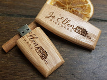 Load image into Gallery viewer, Natural Oak Effect Solid Wooden Portable Flash Drive Pen/Memory Stick