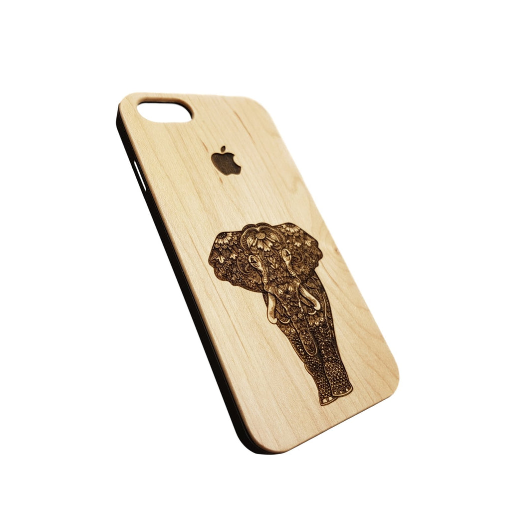 Elephant Pattern Engraved Real Wood iPhone 6/7 Case